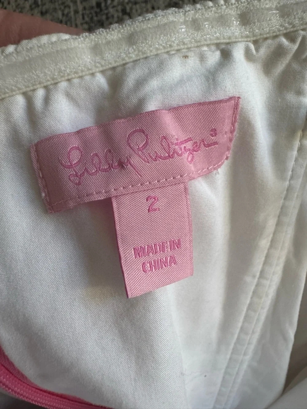 Lilly Pulitzer Strapless Pink and White Seersucker Dress Size 2 Style 96449 - Picture 6 of 12